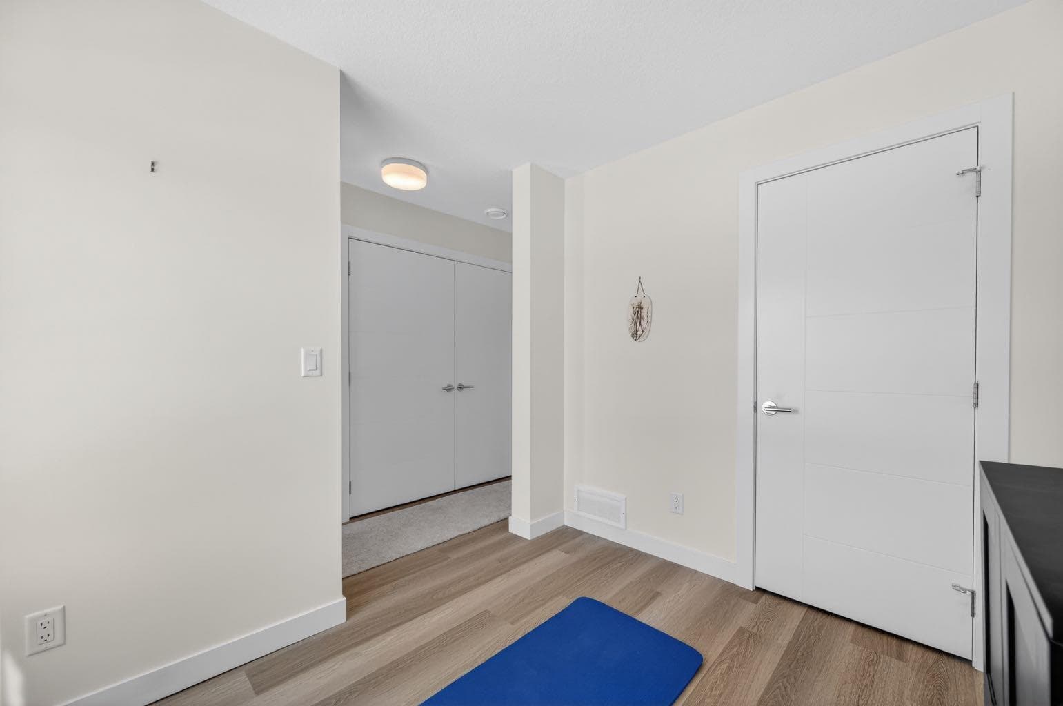 1501, 201 Cooperswood Green SW