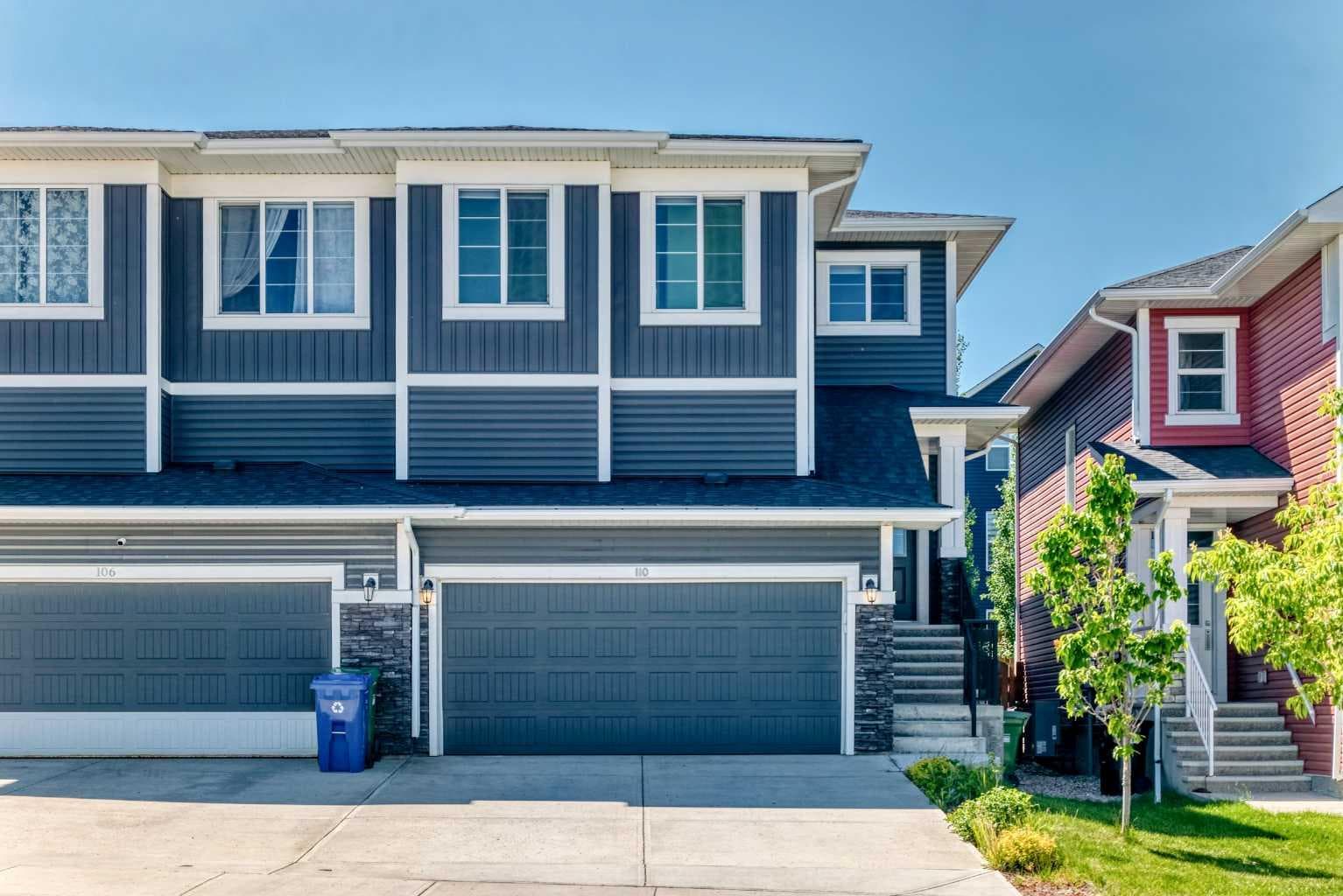 110 Crestbrook Way SW