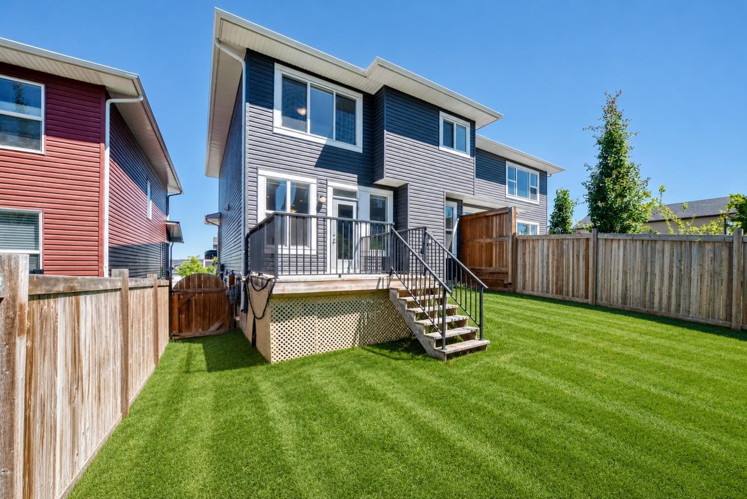 110 Crestbrook Way SW