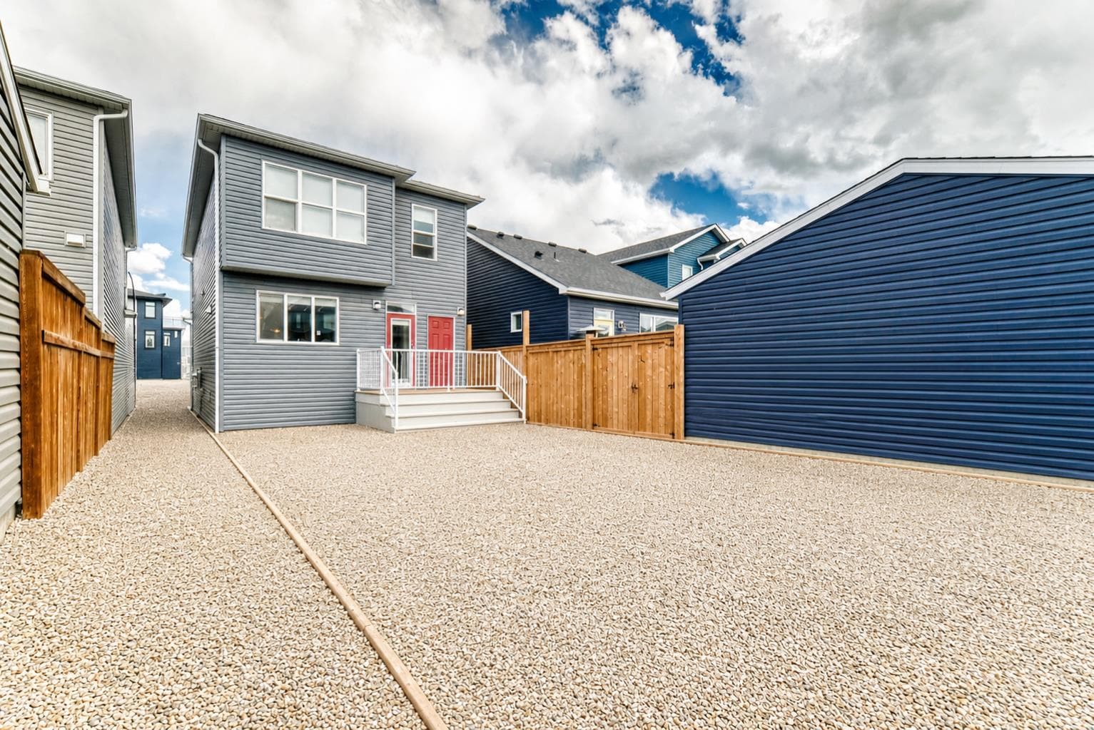 571 Seton Circle SE