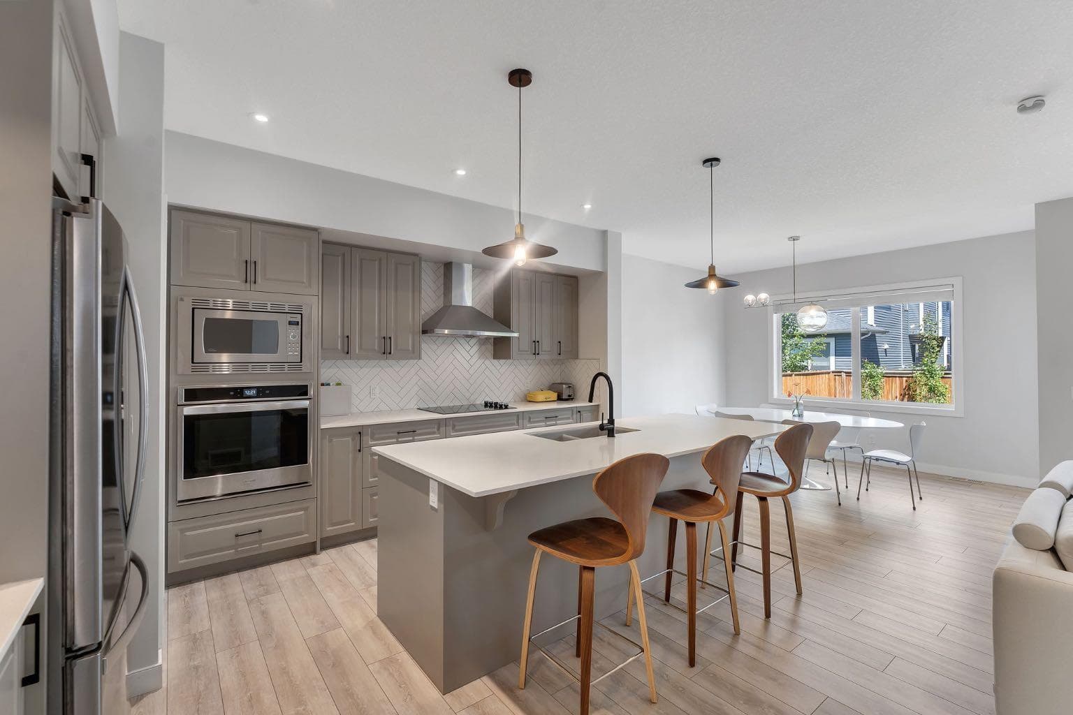 720 Midtown Drive SW