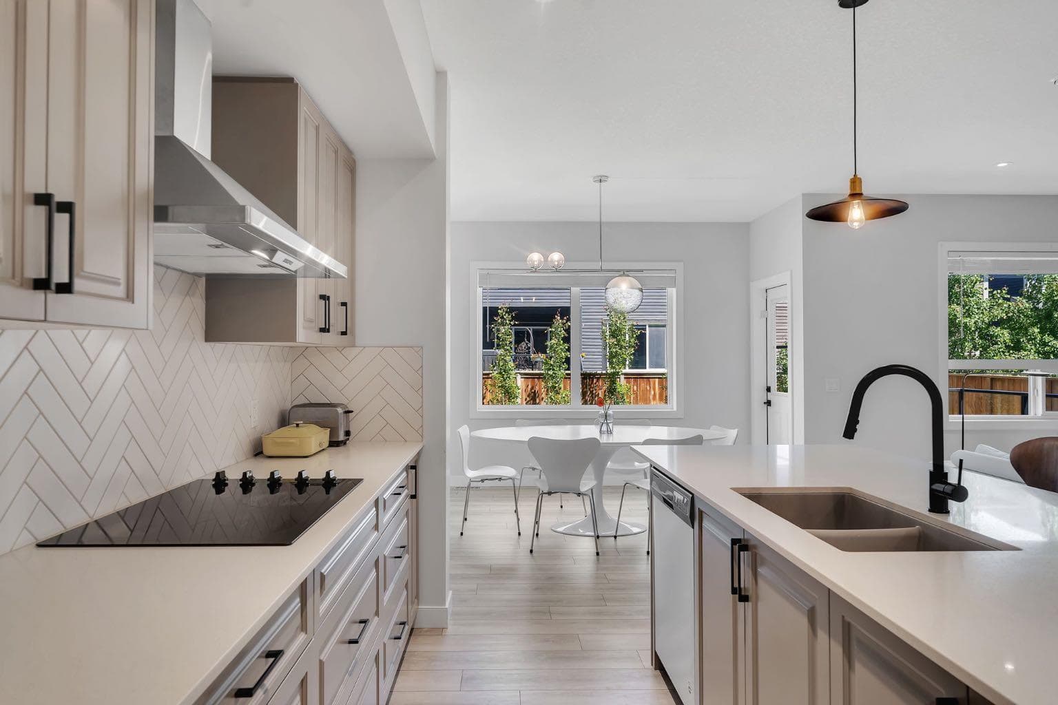720 Midtown Drive SW