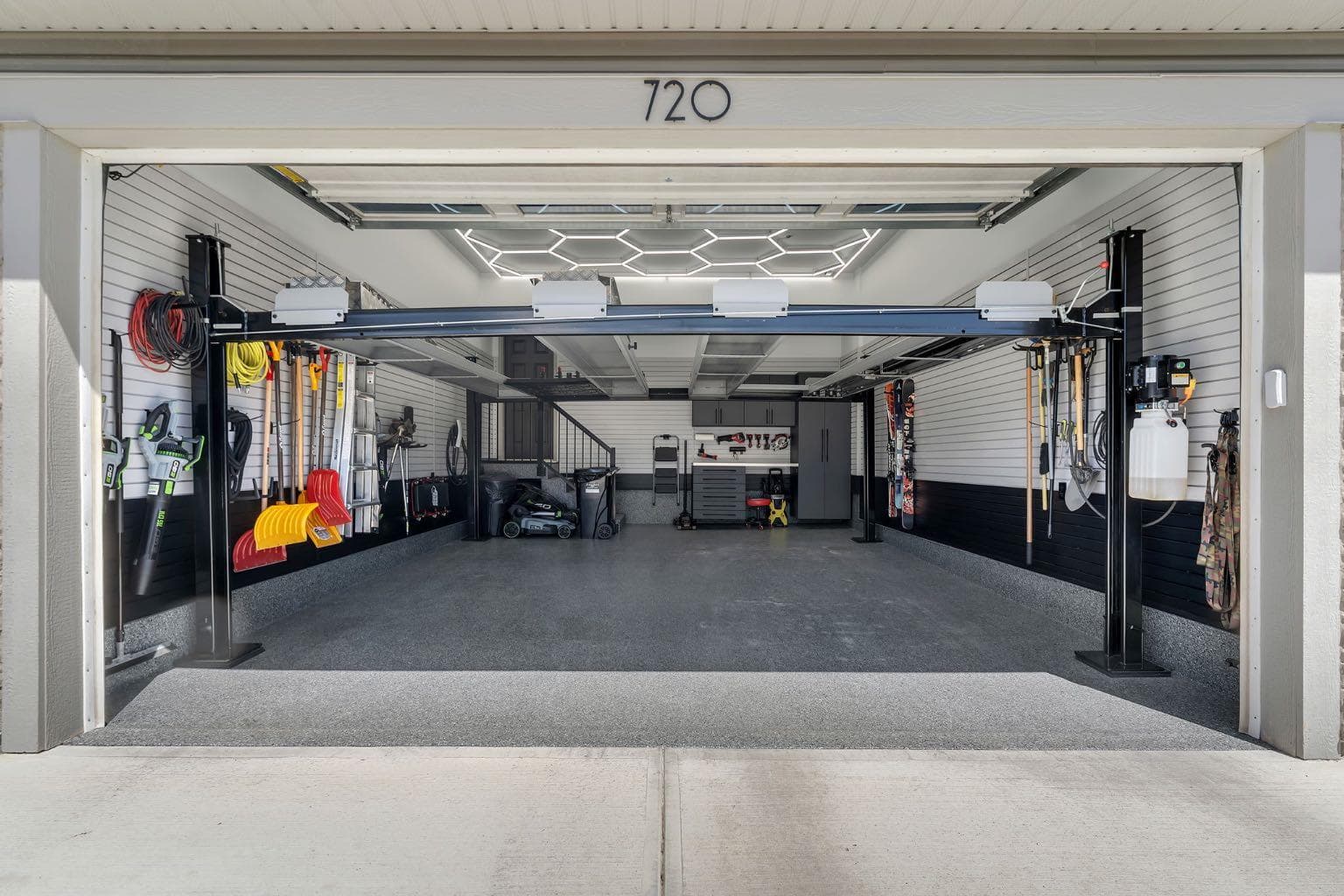 720 Midtown Drive SW
