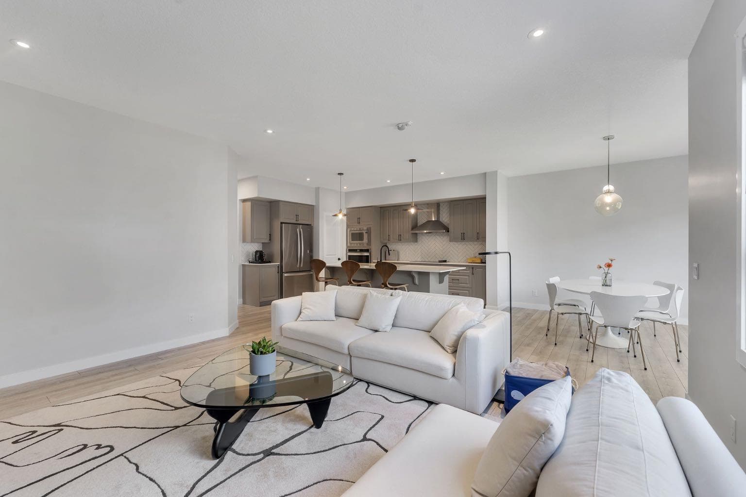 720 Midtown Drive SW