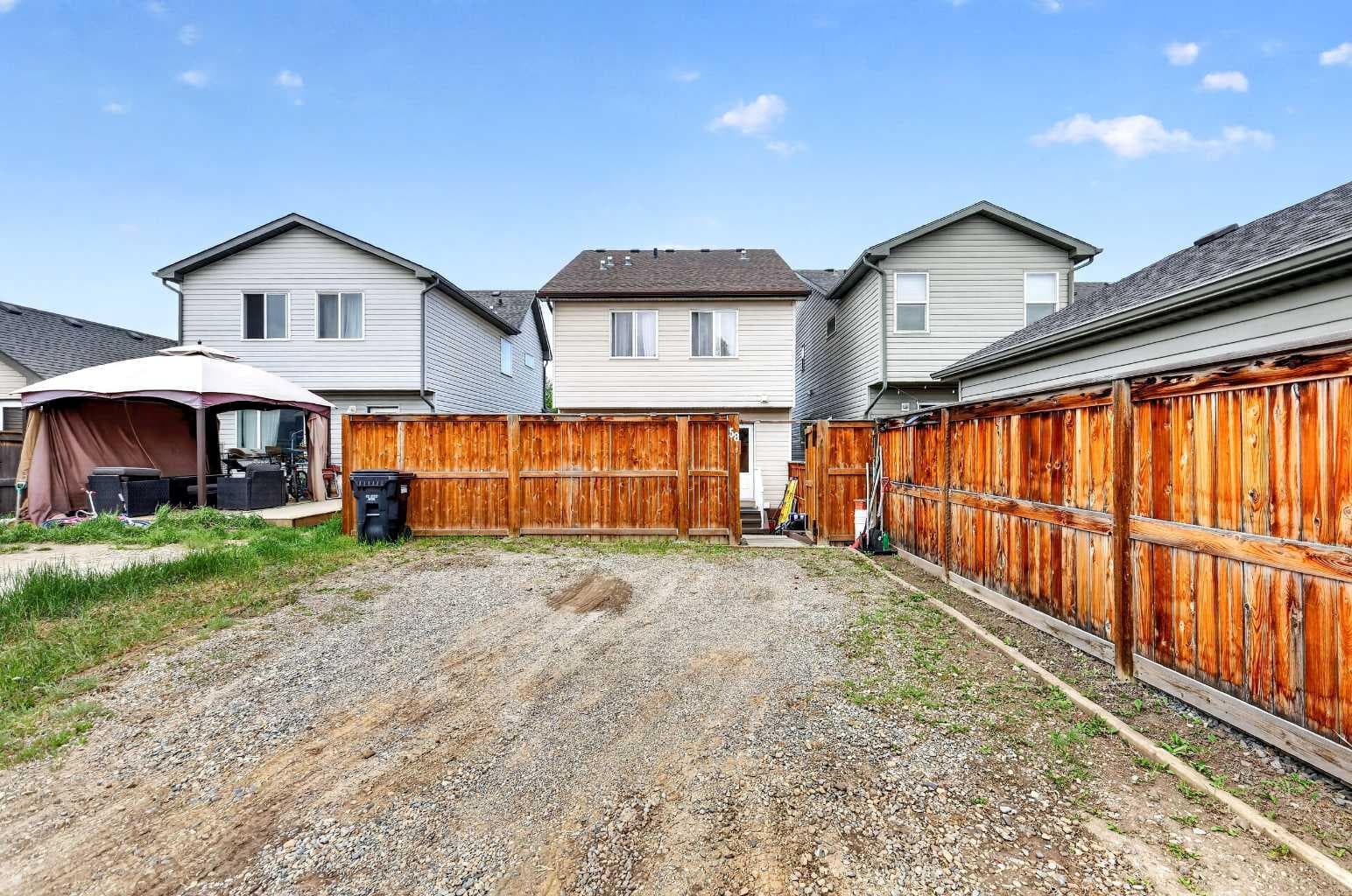 58 Auburn Crest Green SE