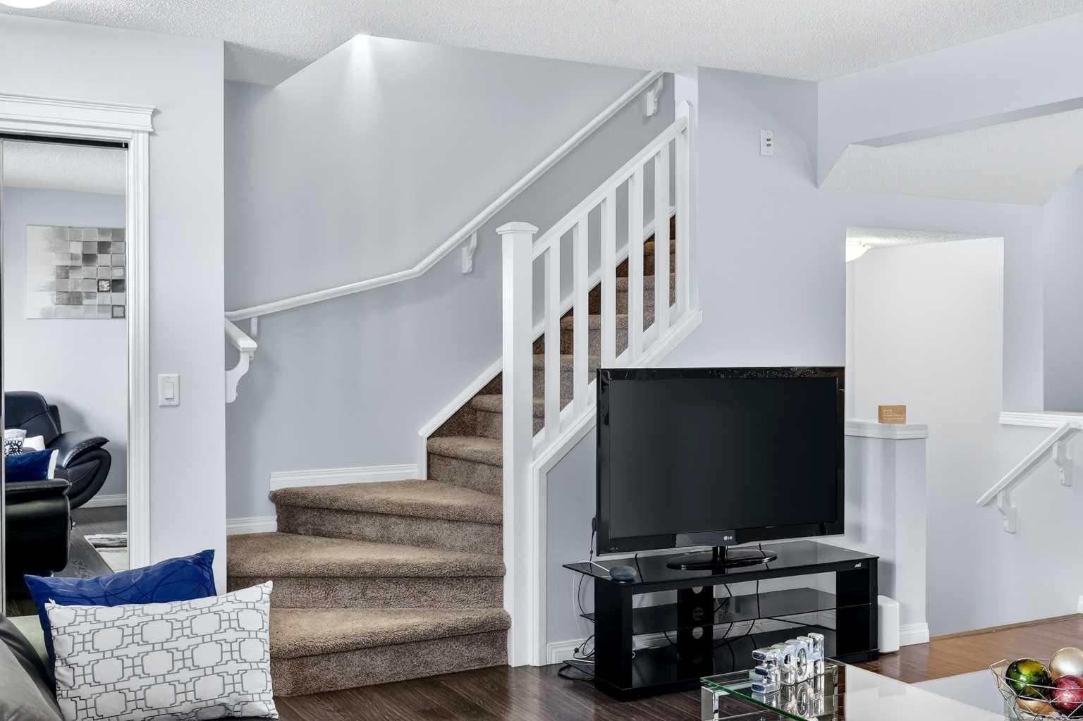 58 Auburn Crest Green SE