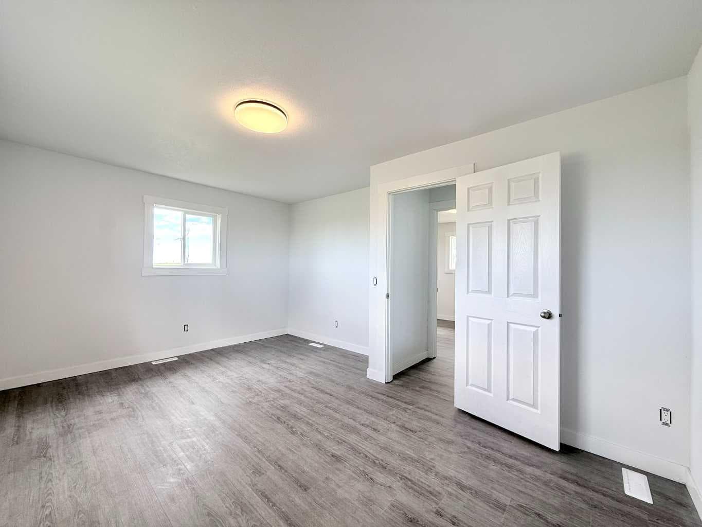 263080 Township Road 270A  