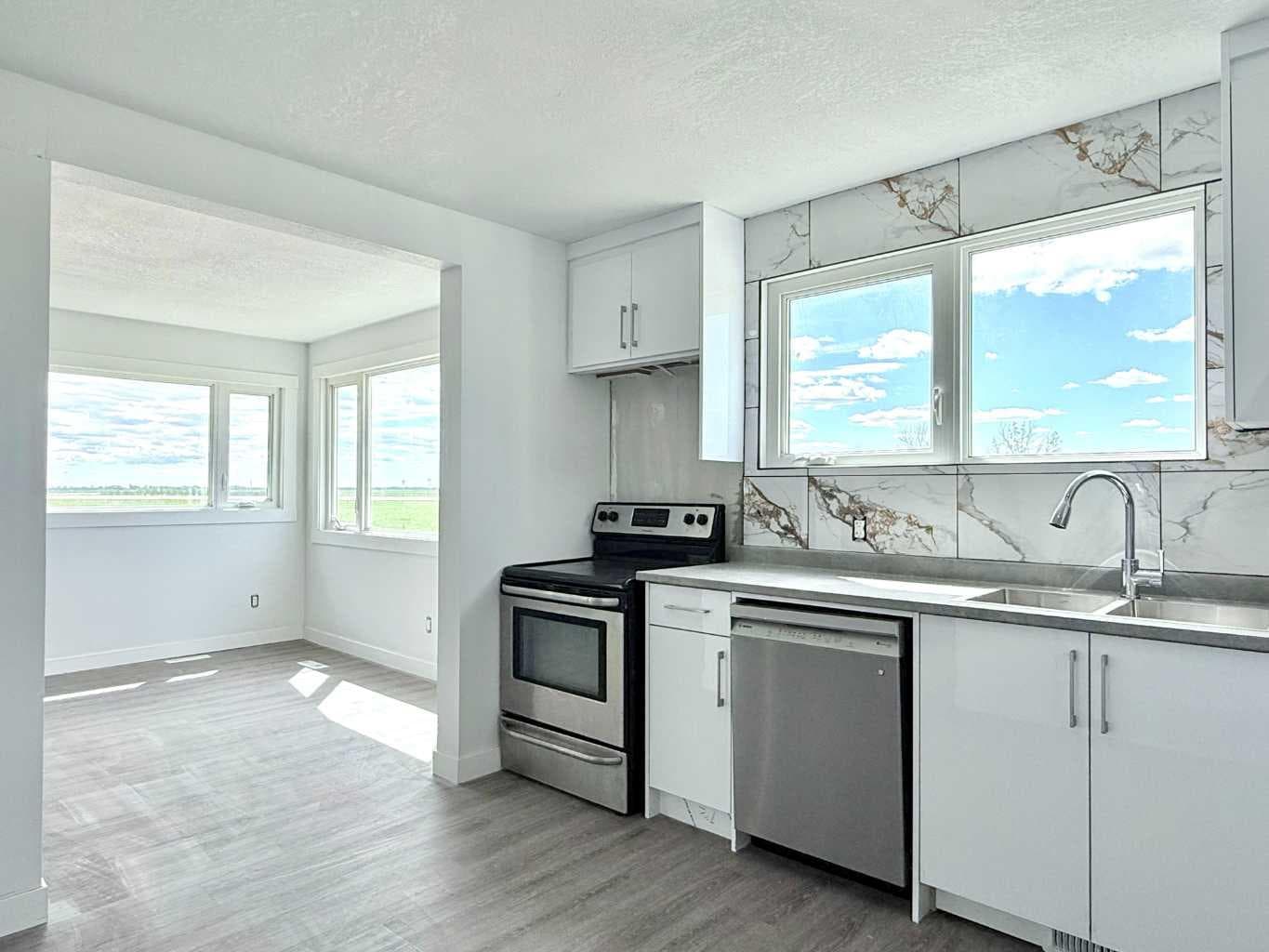 263080 Township Road 270A  