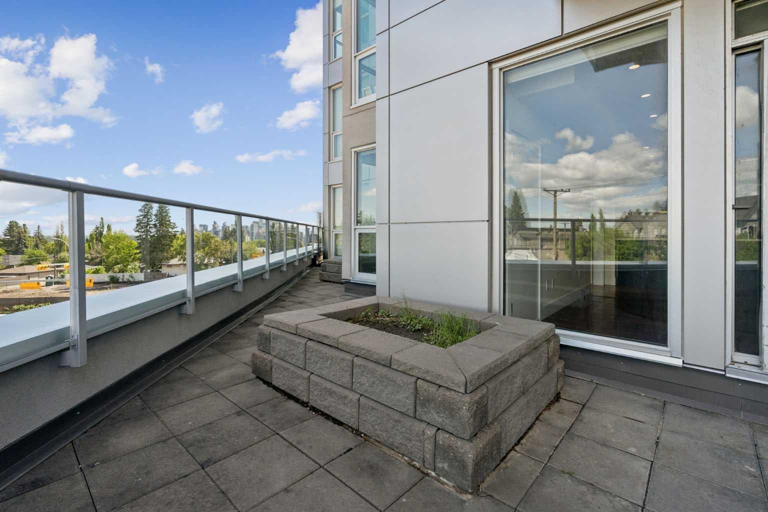 302, 2505 17 Avenue SW