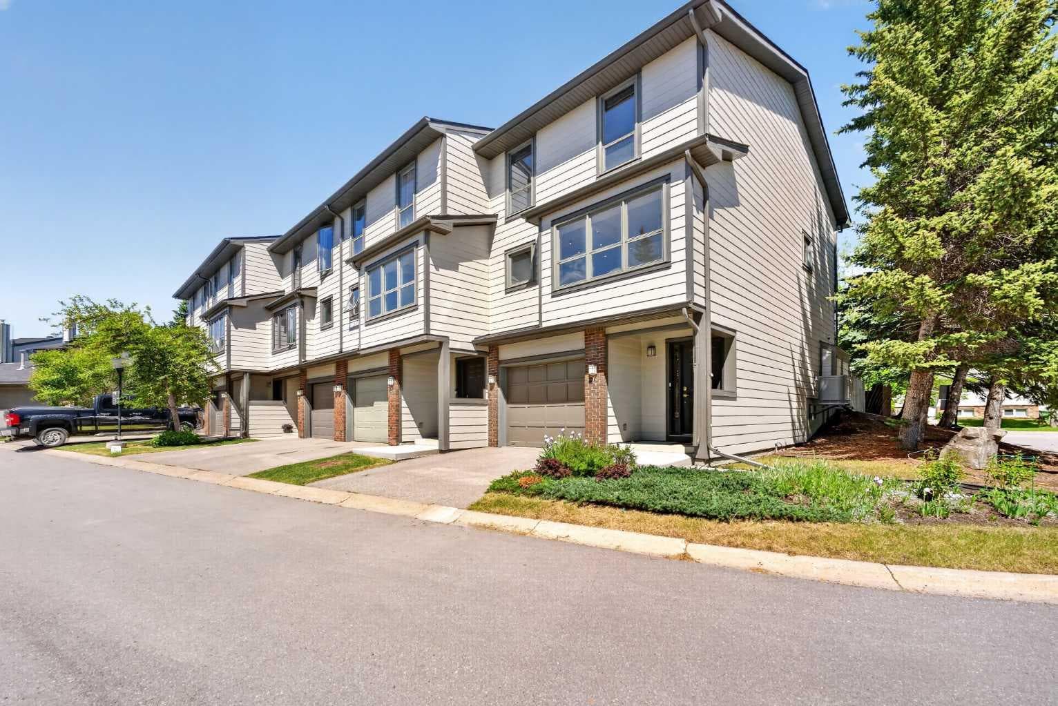 1, 185 Woodridge Drive SW