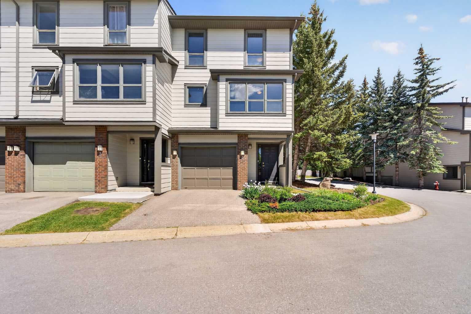 1, 185 Woodridge Drive SW