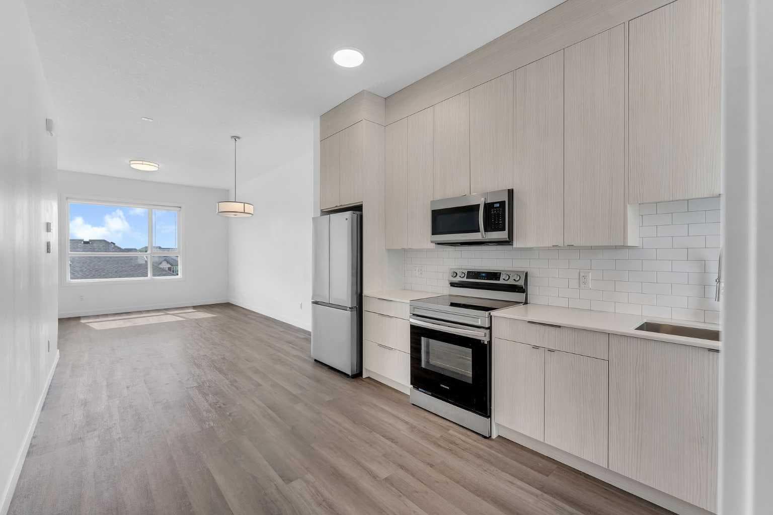 403, 101 Panatella Square NW