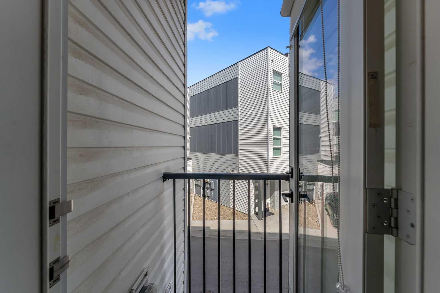 403, 101 Panatella Square NW