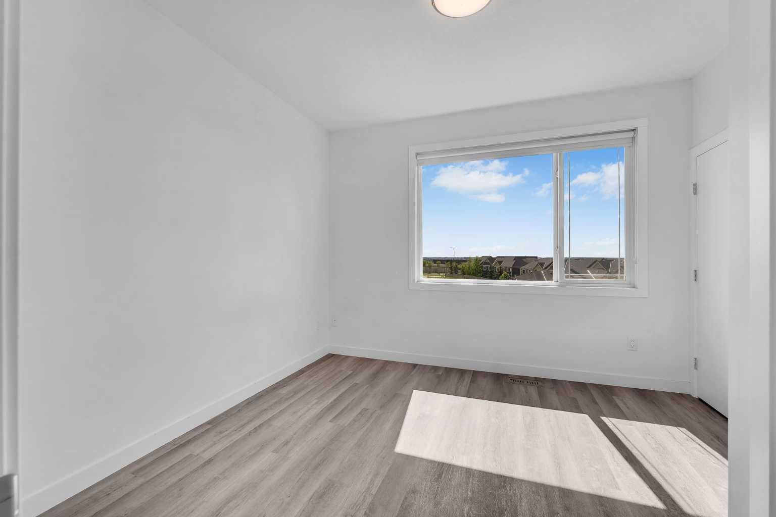 403, 101 Panatella Square NW