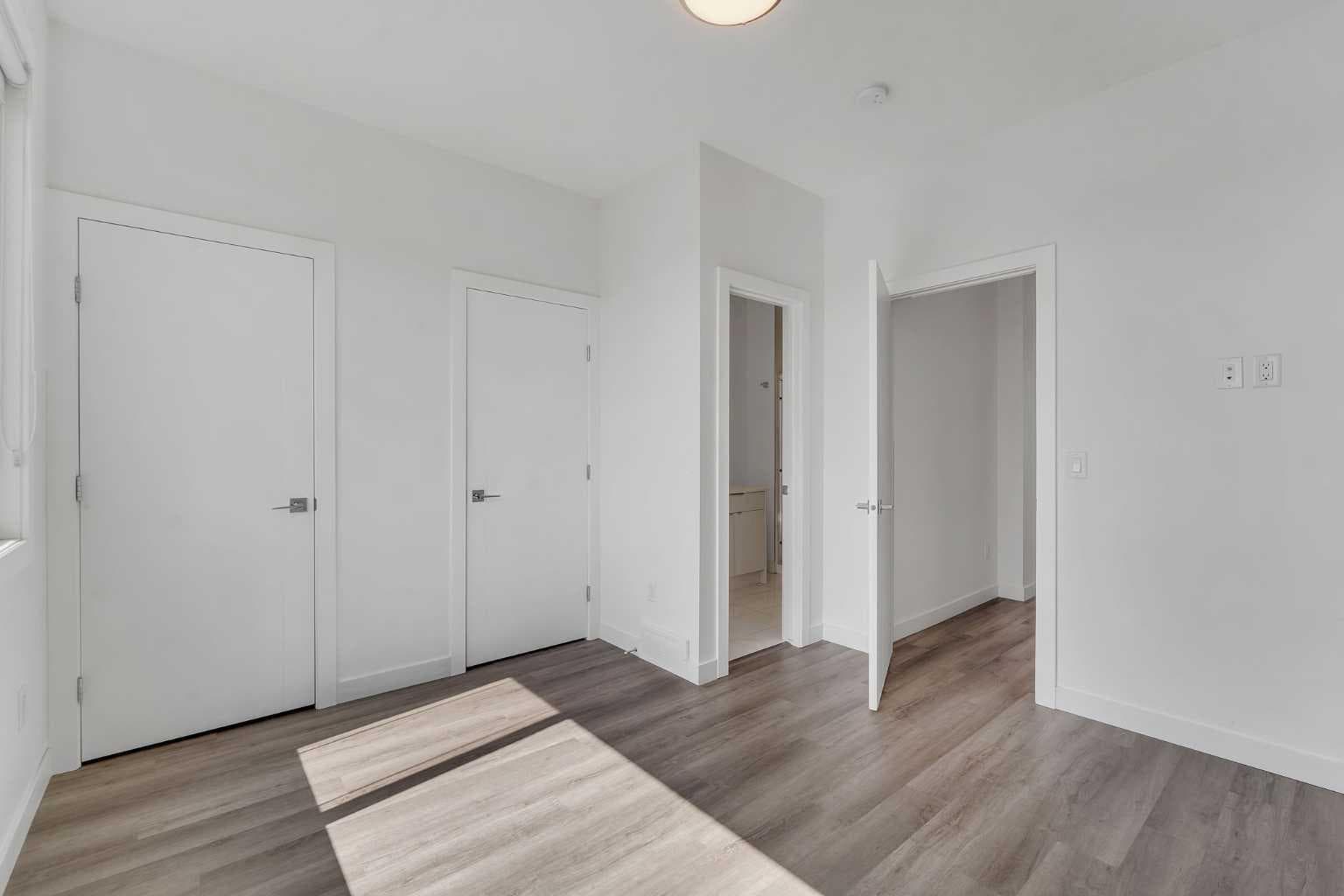 403, 101 Panatella Square NW