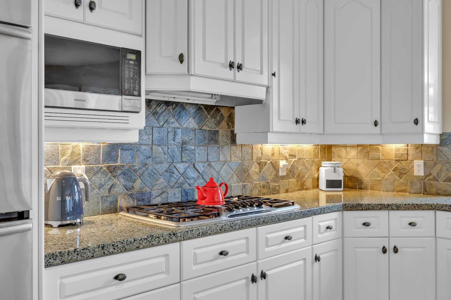 216 Evergreen Heath SW