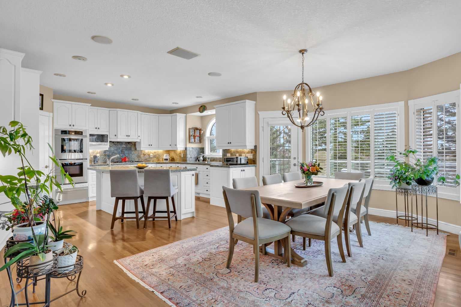216 Evergreen Heath SW