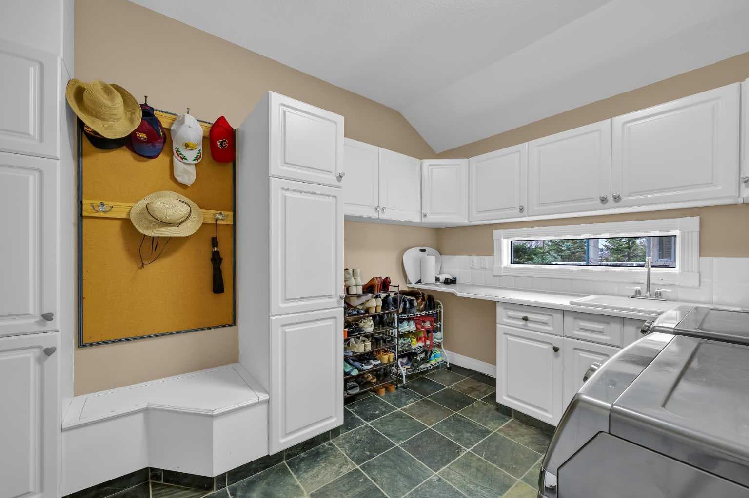 216 Evergreen Heath SW