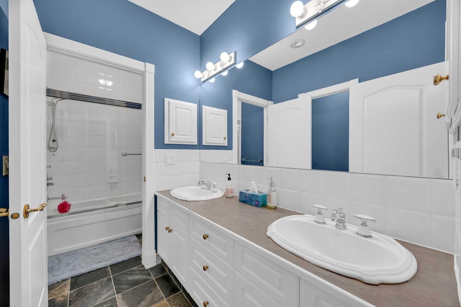 216 Evergreen Heath SW