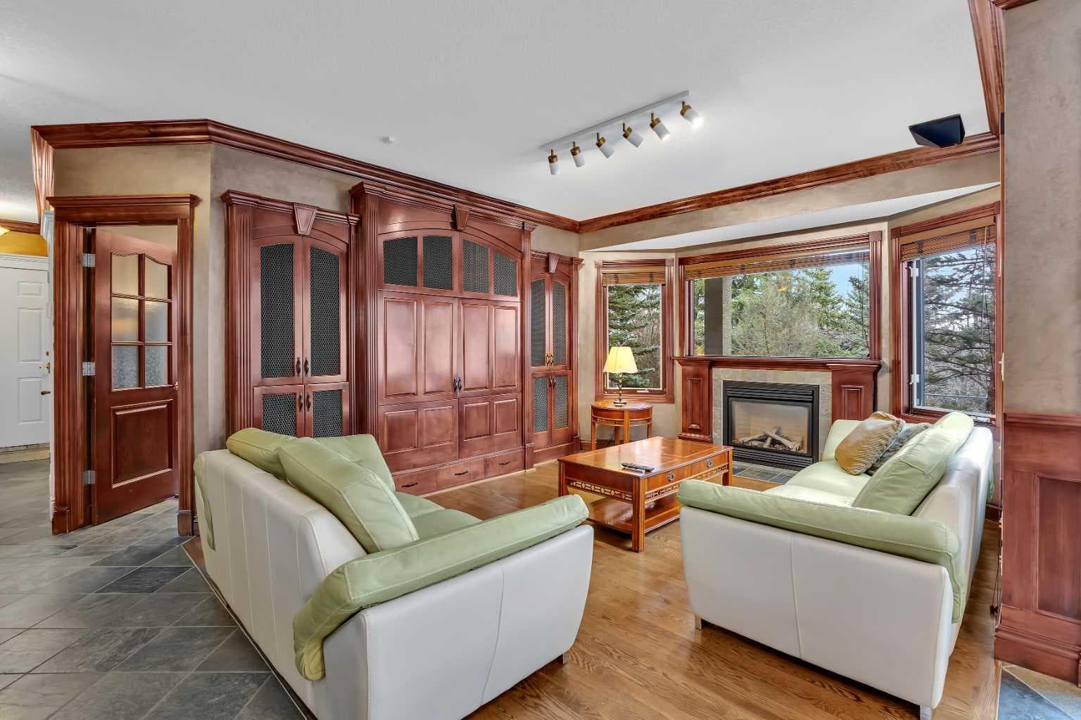 216 Evergreen Heath SW