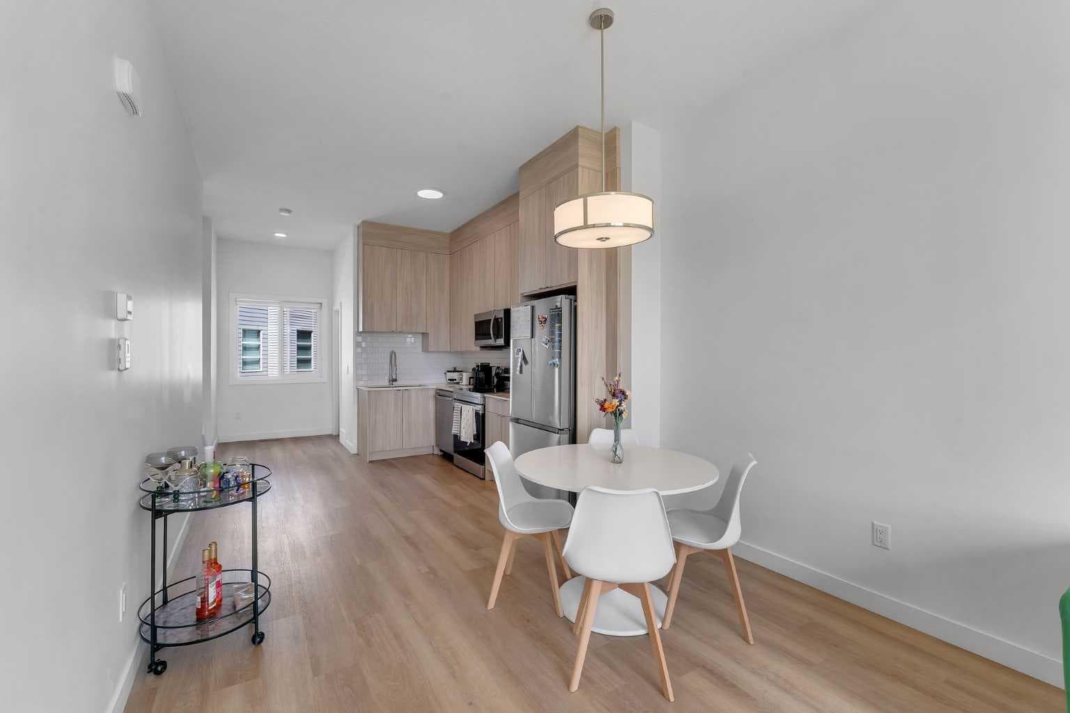 406, 101 Panatella Square NW