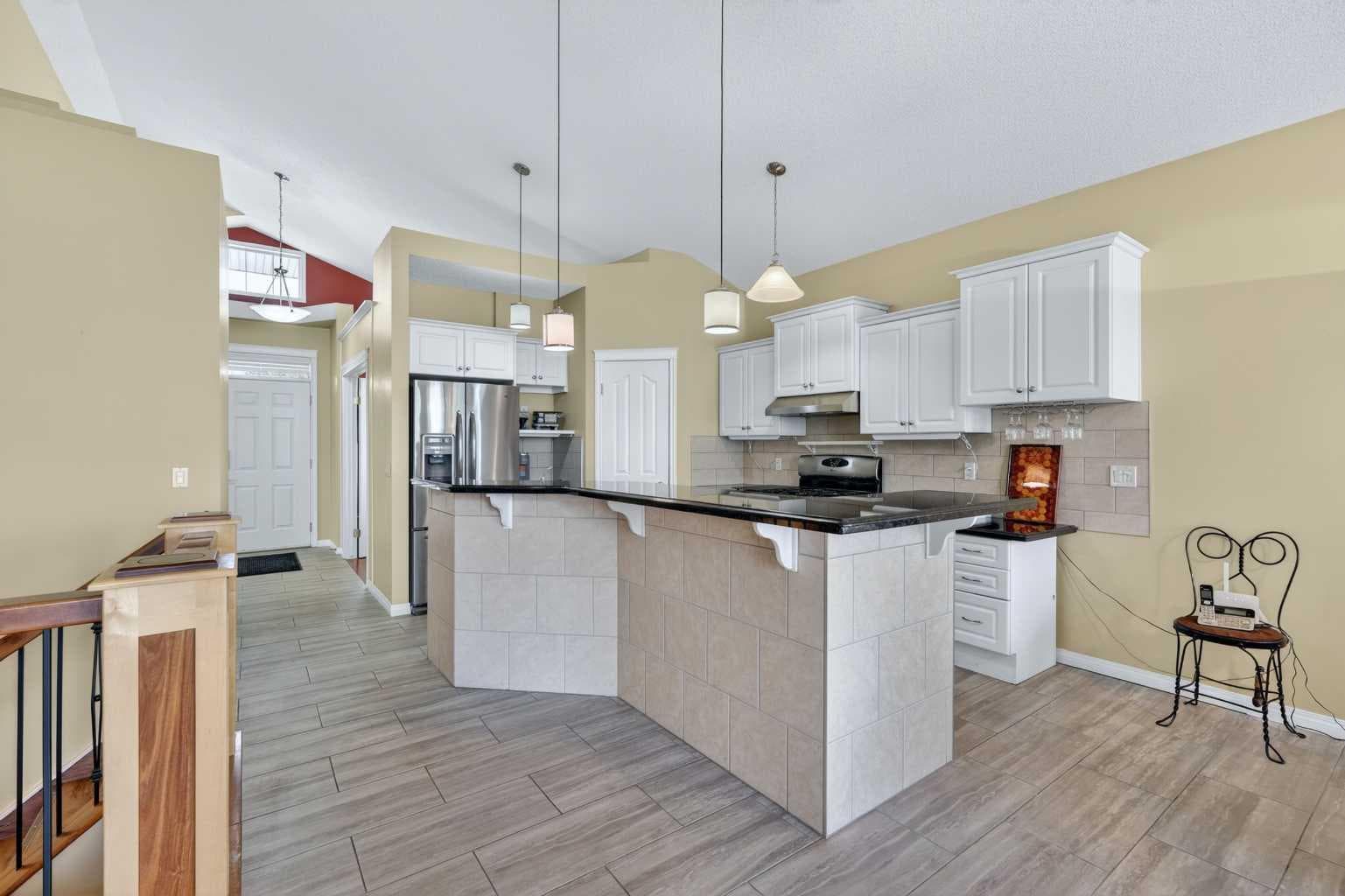 118 Invermere Drive Drive 