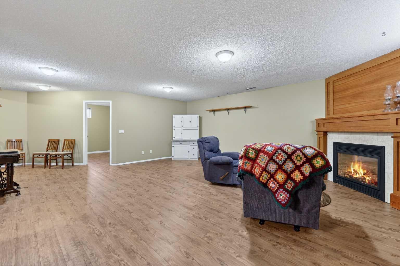 118 Invermere Drive Drive 