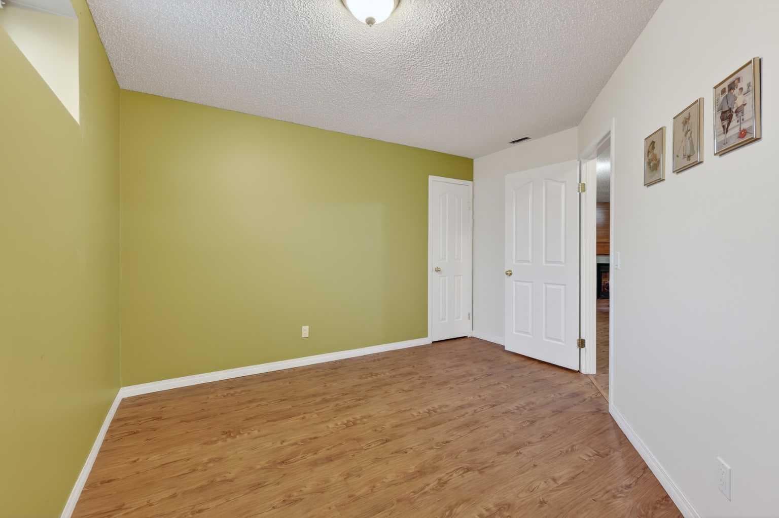 118 Invermere Drive Drive 