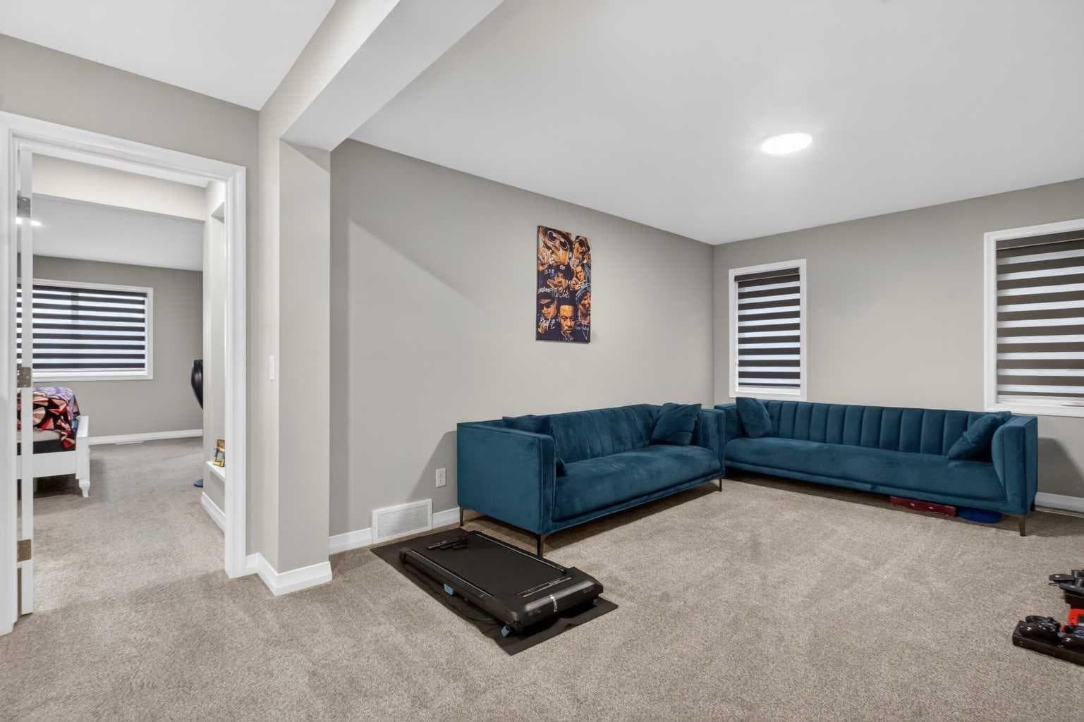 23 Red Sky Manor 