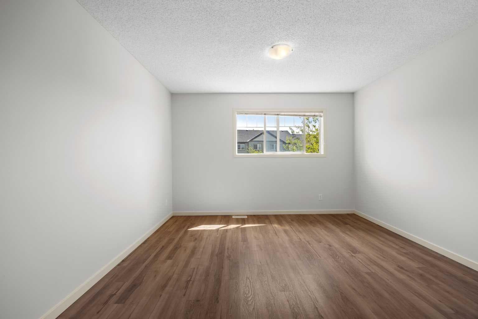 27 Panatella Villas NW