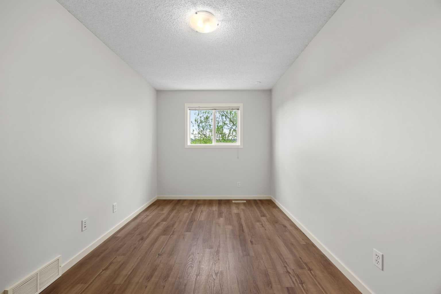 27 Panatella Villas NW