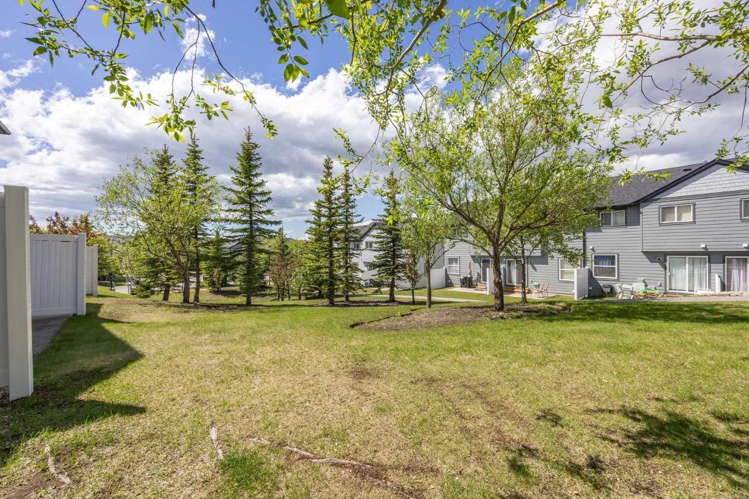 27 Panatella Villas NW