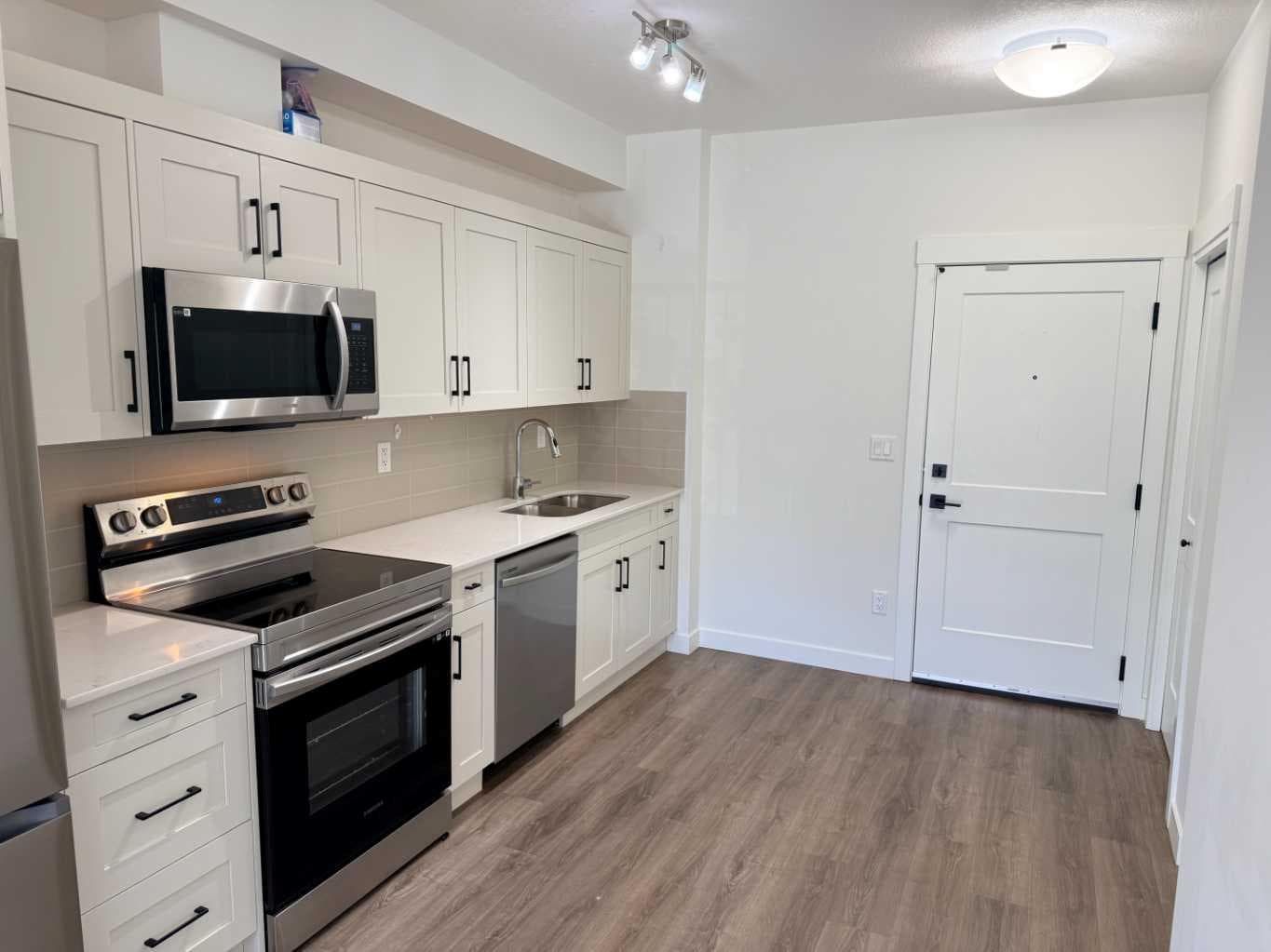 2207, 200 Seton Circle SE