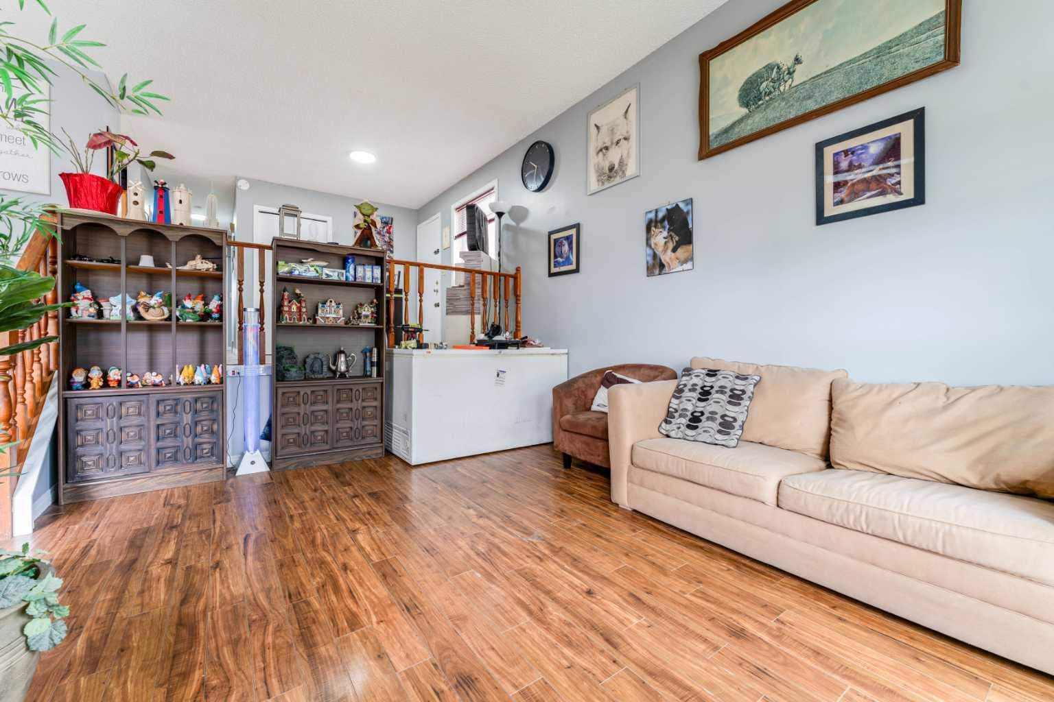 6087 Martingrove Road NE