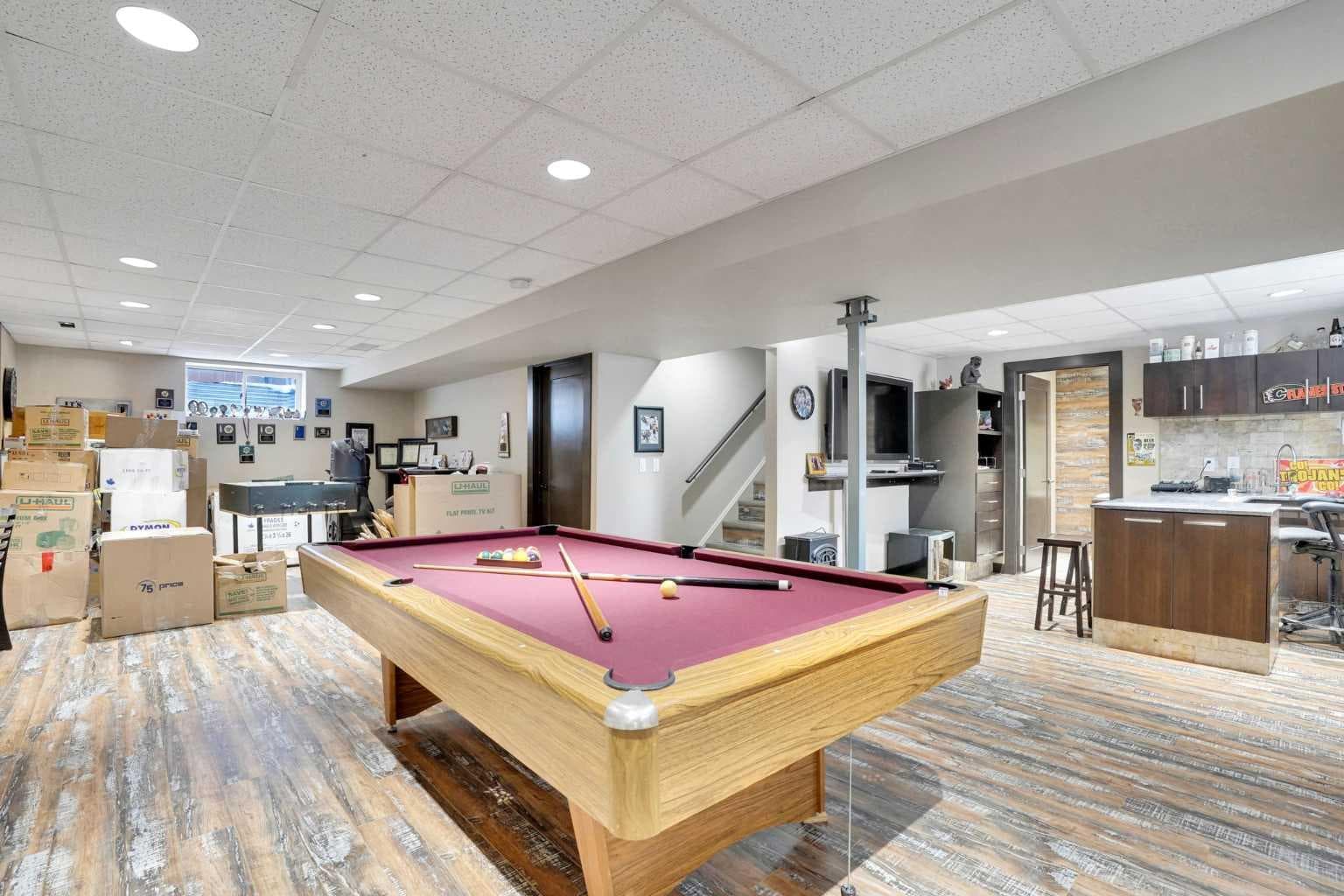 251 Lakeview Cove 