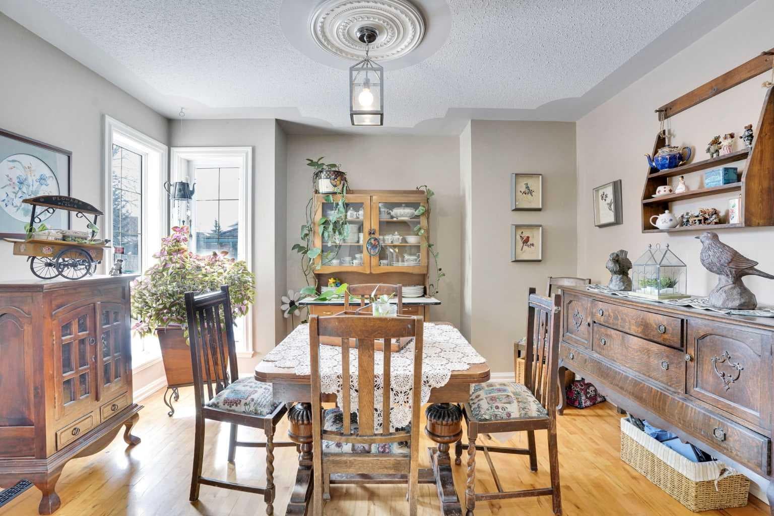 251 Lakeview Cove 