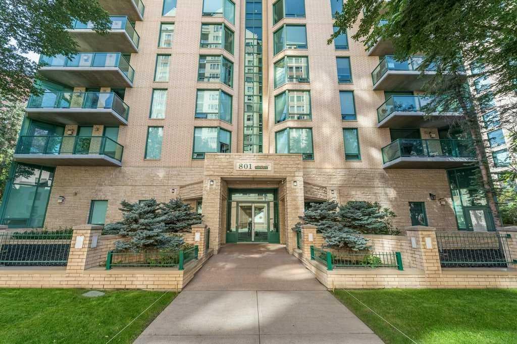 802, 801 2 Avenue SW