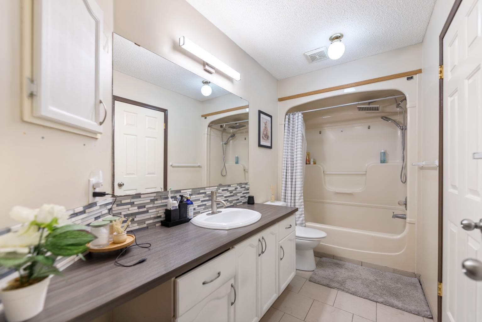 2 ELDORADO Road SE