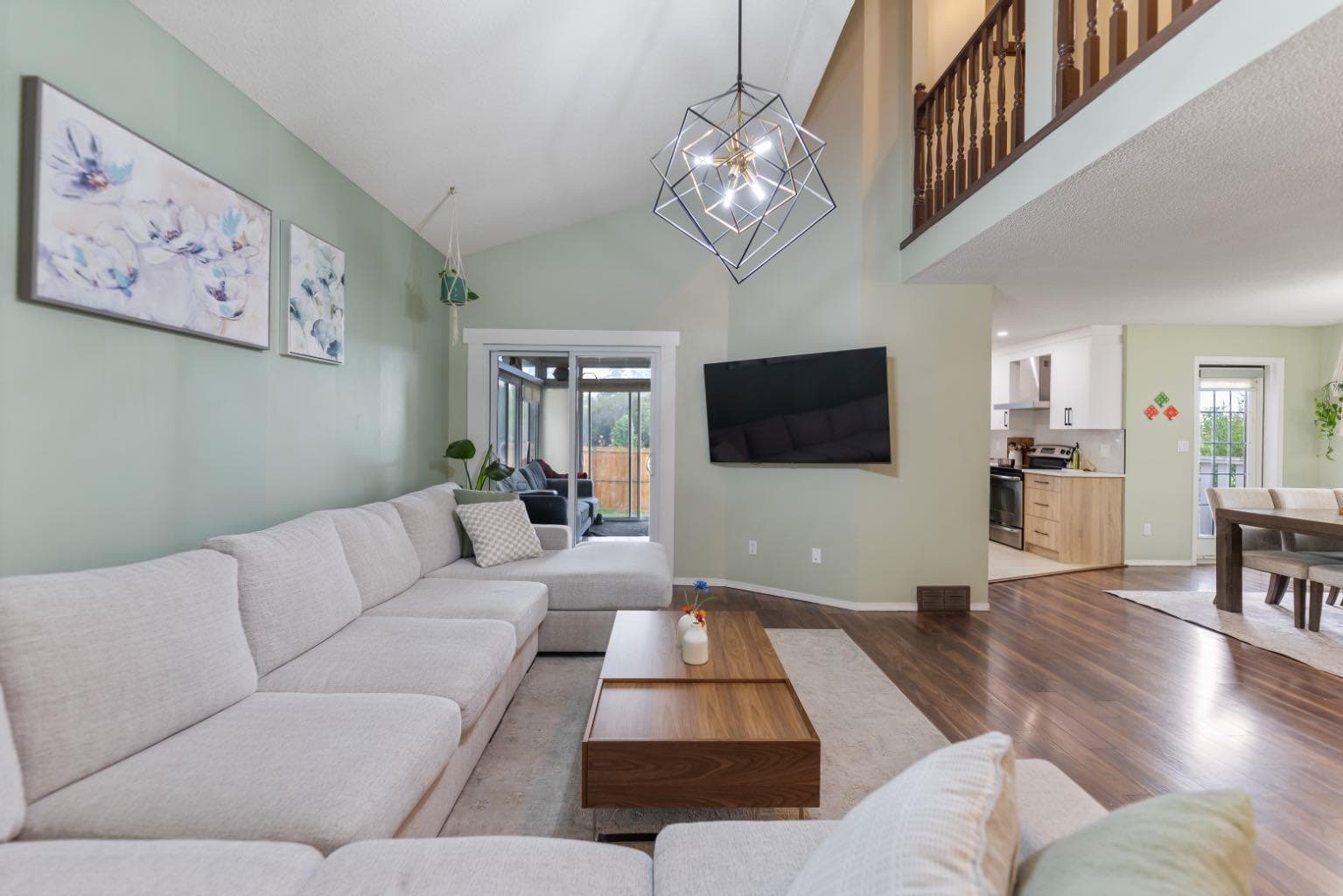 2 ELDORADO Road SE