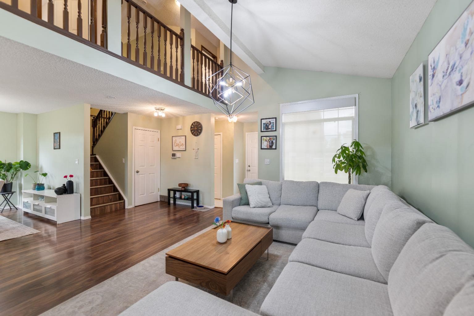 2 ELDORADO Road SE