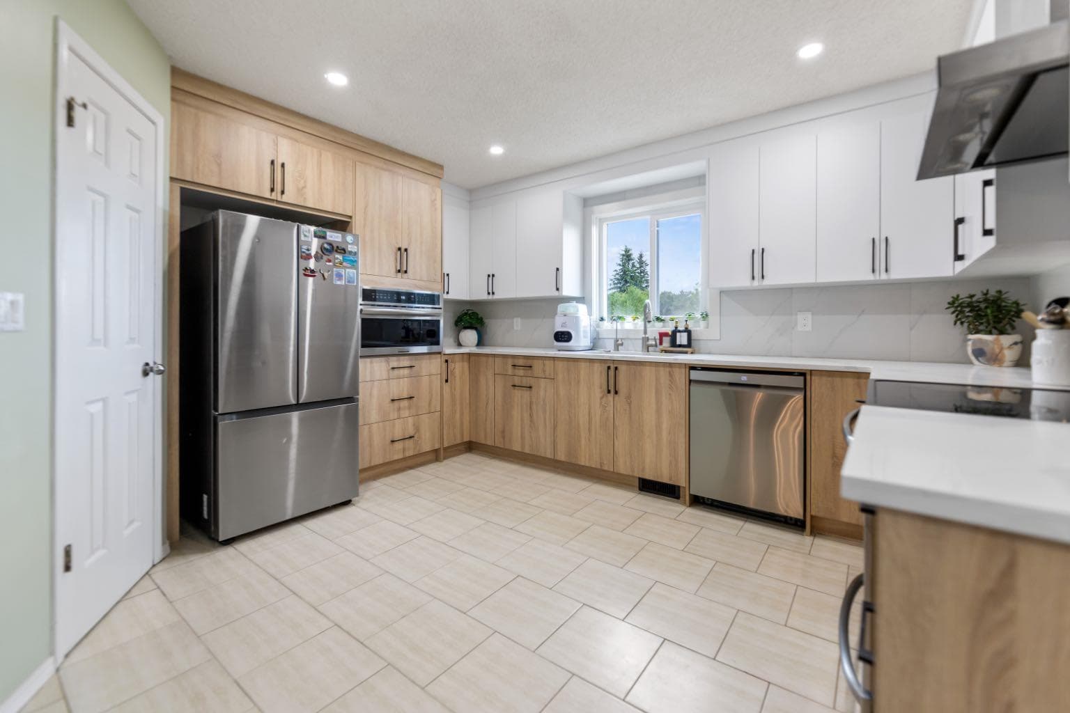 2 ELDORADO Road SE