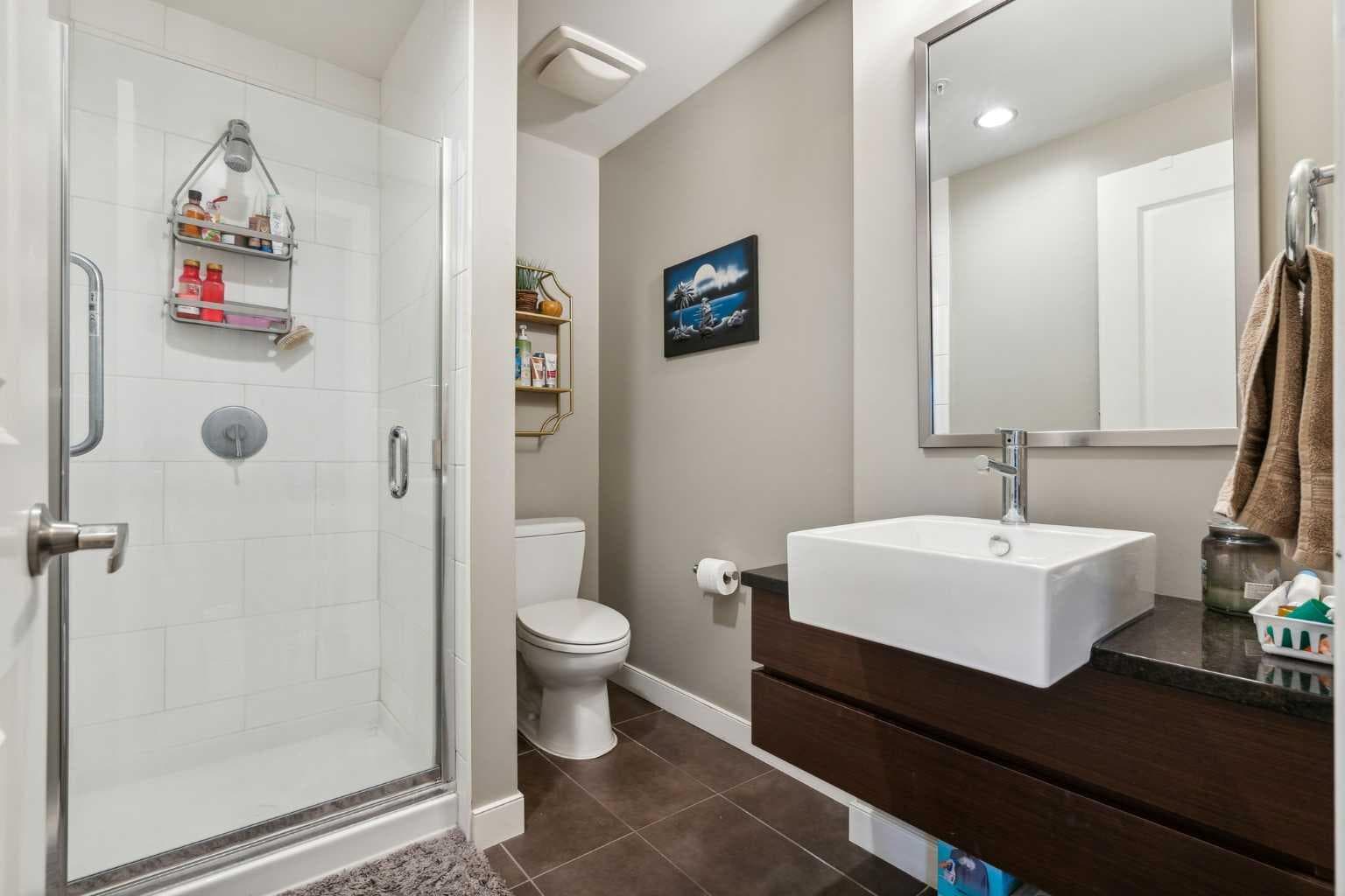 103, 540 34 Street NW