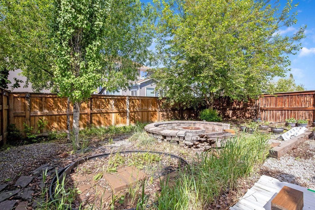 670 Chaparral Drive SE