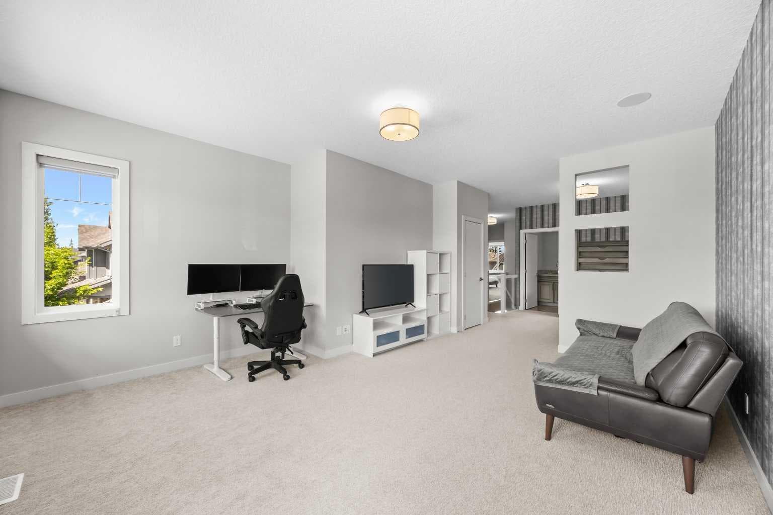 338 Shawnee Boulevard SW