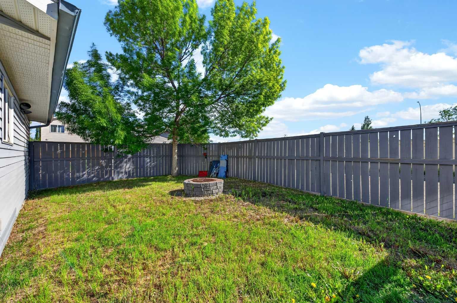 391 Country Hills Place NW