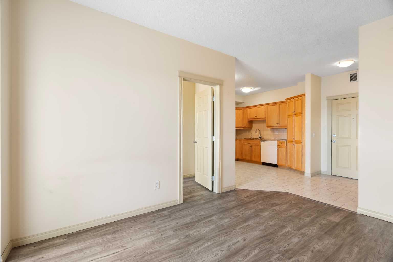 512, 1507 Centre A Street NE