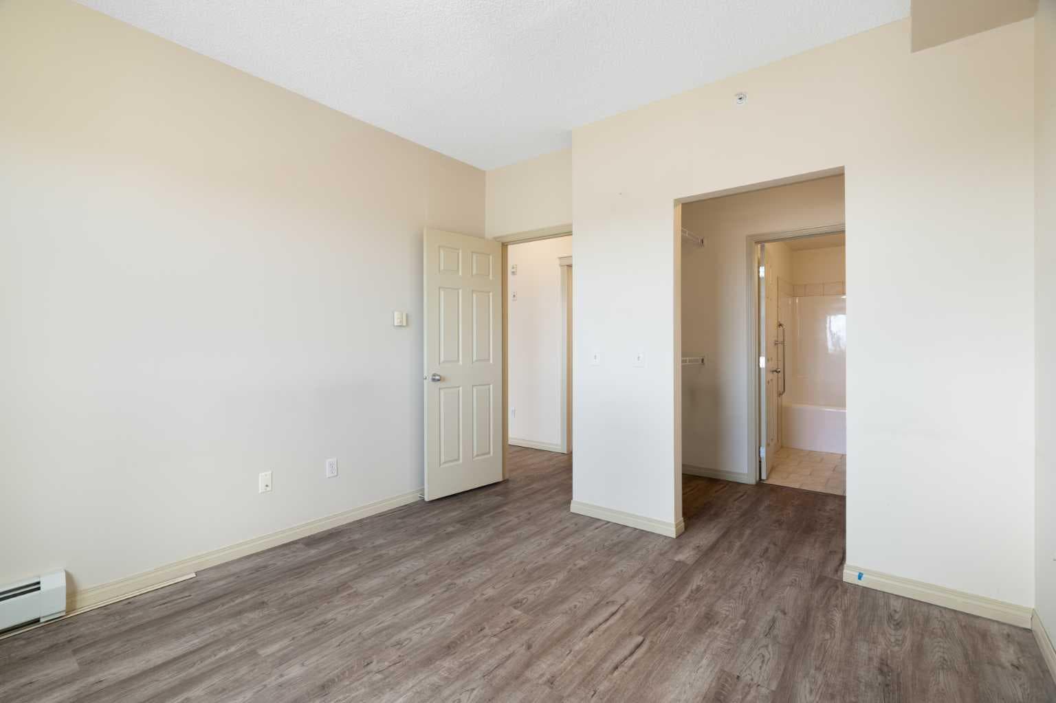 512, 1507 Centre A Street NE