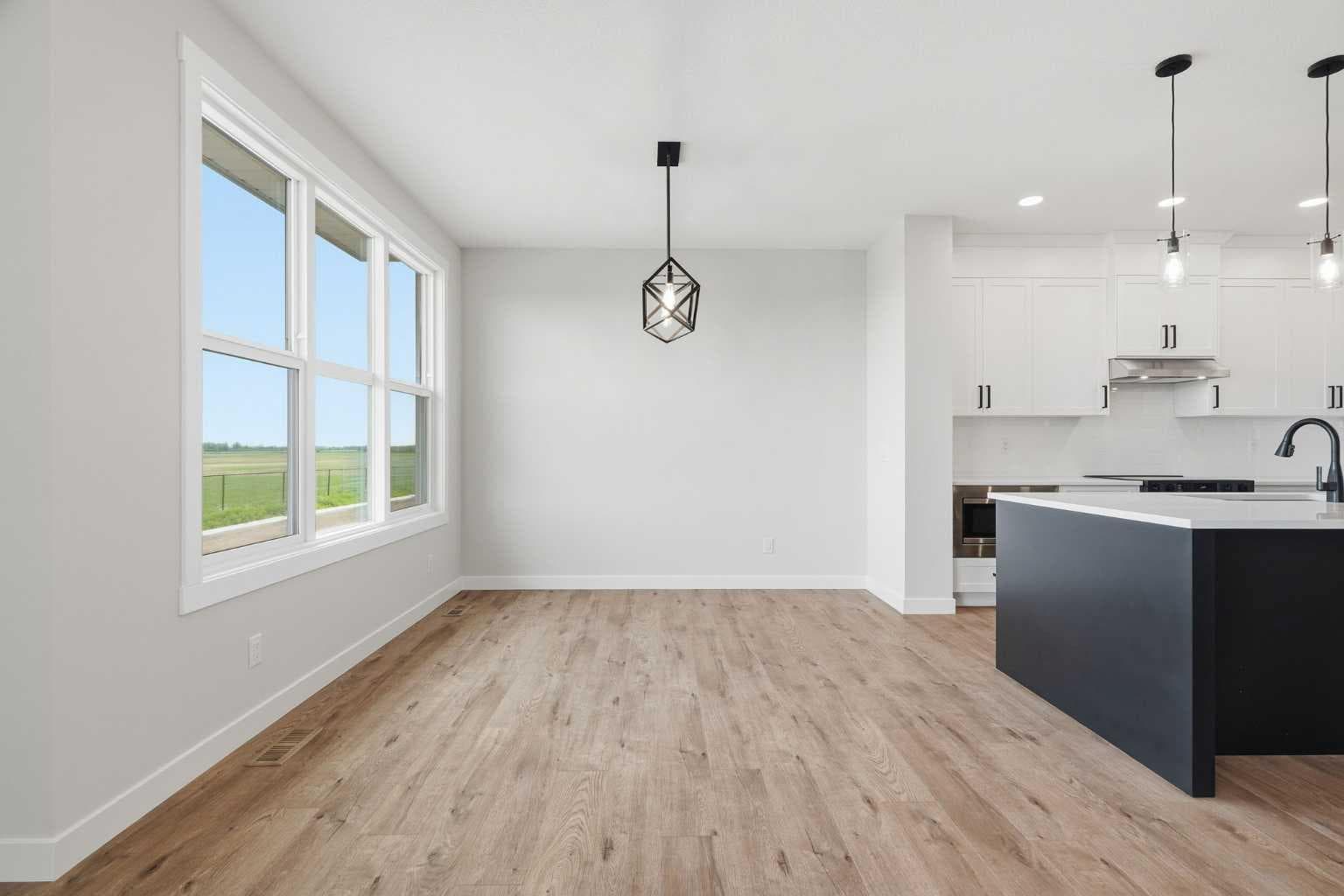 454 Kinniburgh Loop 