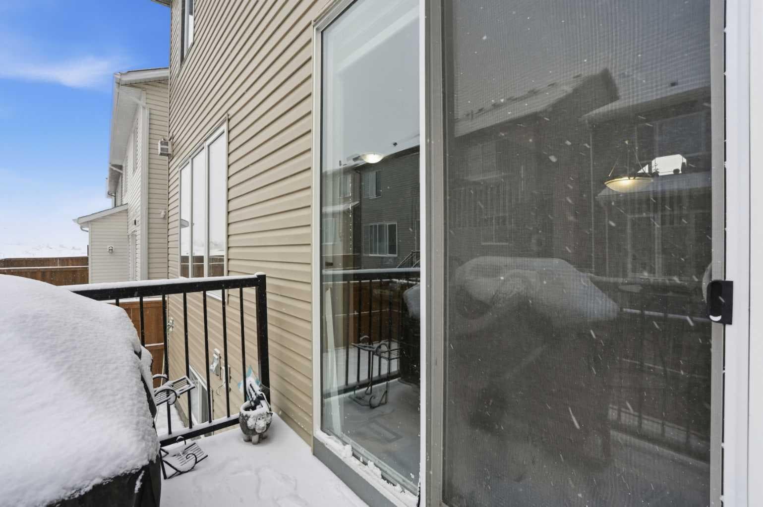 33 Carringwood Street NW