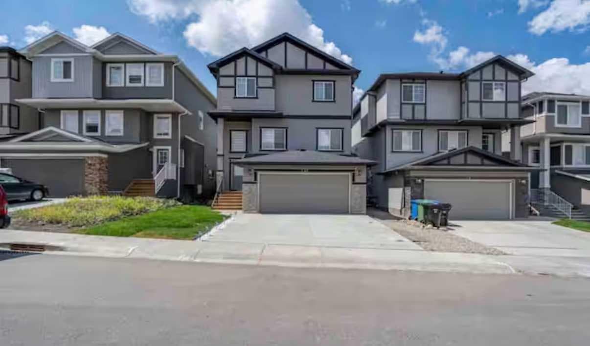 131 Sherview Grove NW